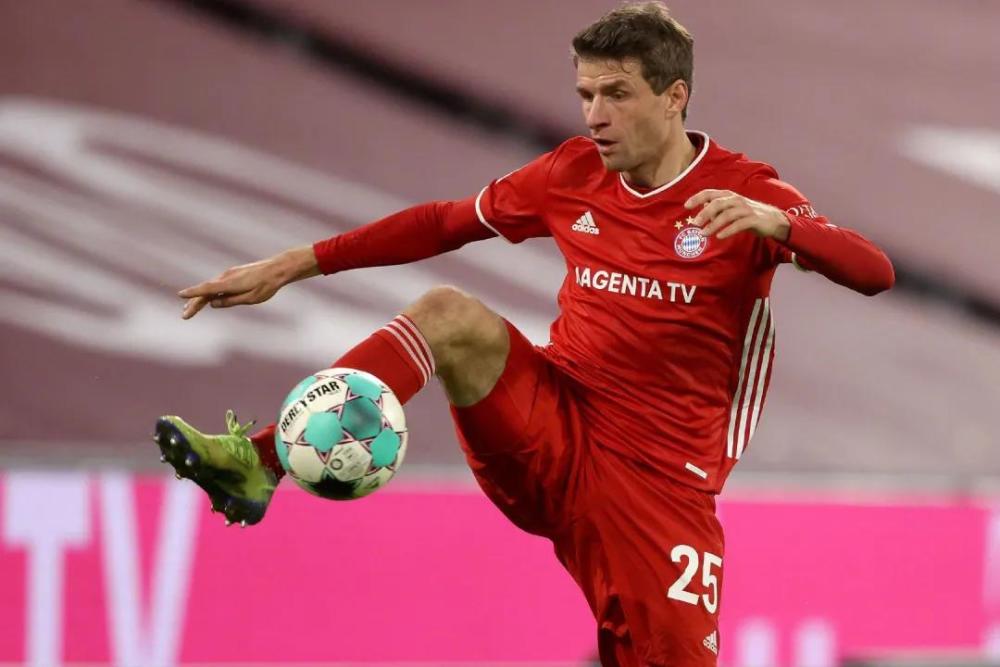  奥格斯堡中场核心伤愈，德甲复出首战贡献助攻